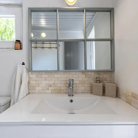 Azure Soul - Escape To 度假居