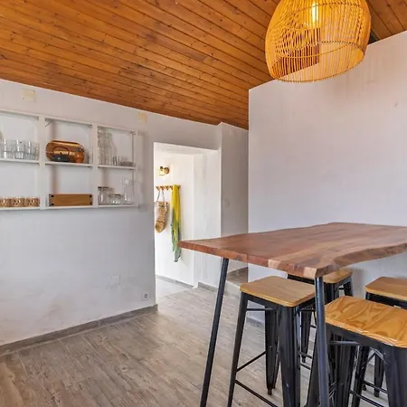 Azure Soul - Escape To Holiday home